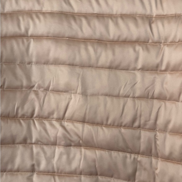 Elisabetta Franchi Peach Quilted Crop Coat - Size 46 (US 10) - Picture 14 of 17